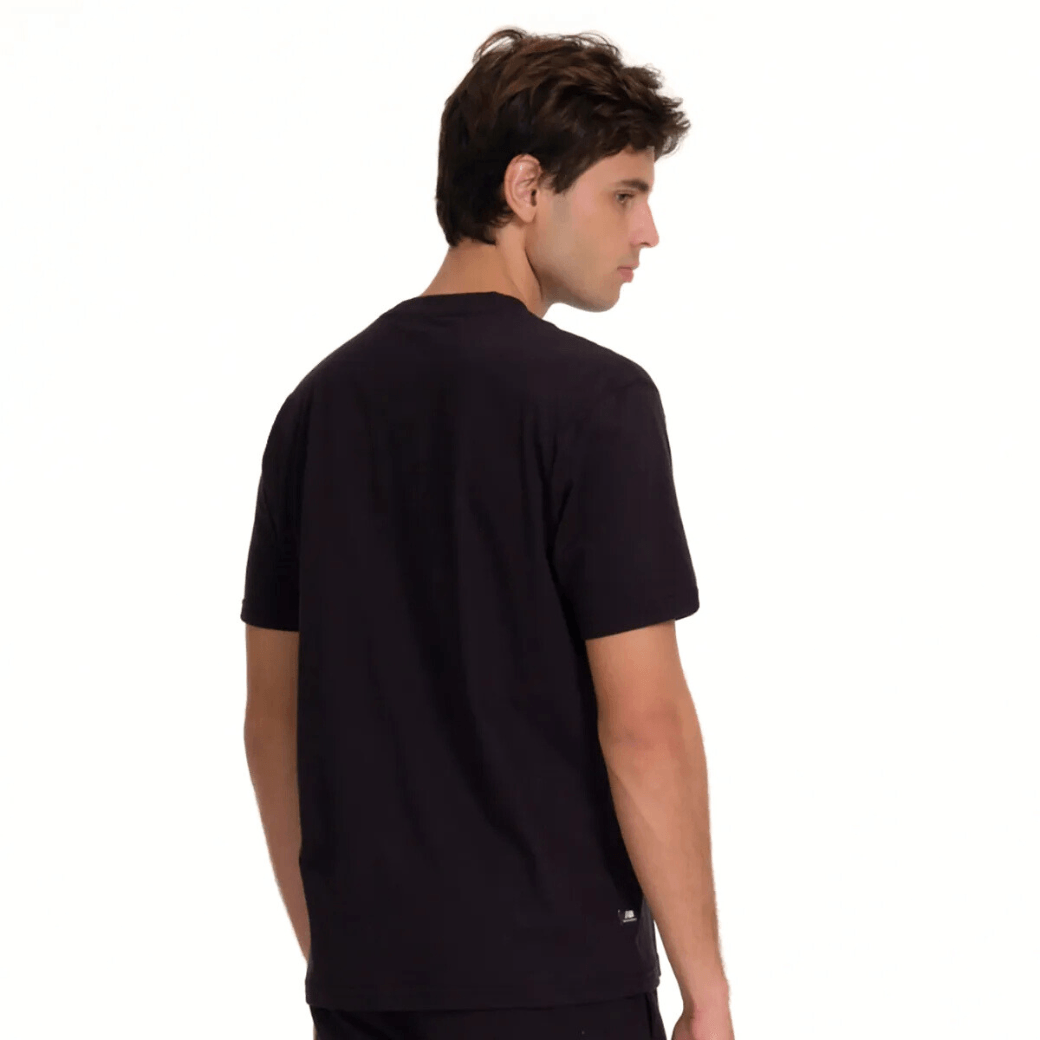 New Balance Camiseta MT41502B-BK M ESSENTIALS  -3-
